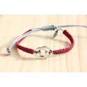 Pulsera de macramé granate con alianzas