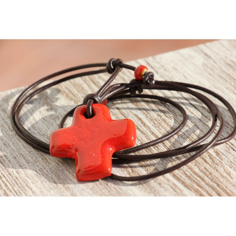 Colgante cruz de barro 1308 marron