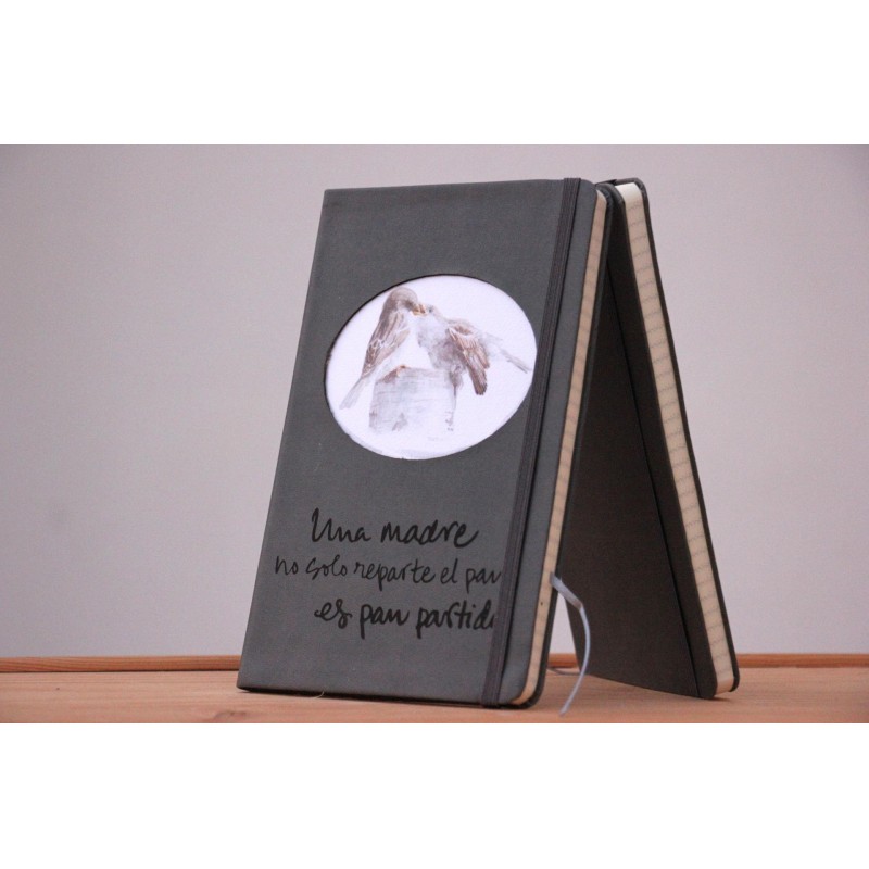 16-UNA MADRE NO SOLO REPARTE EL PAN.... Driva-GRIS. PAN-206-GRI · PAP16