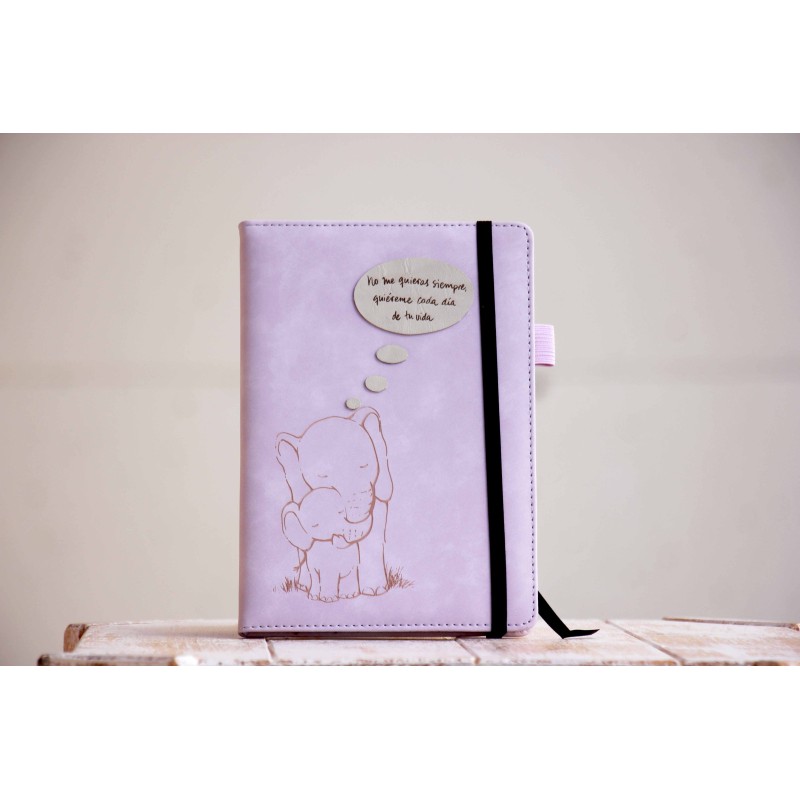 19-NO ME QUIERAS SIEMPRE QUIEREME CADA DIA DE TU VIDA . A5. Polipiel-Morado pastel. ELE-215-MOp