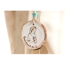 Medallón de la Virgen para cuna. Guárdame en ti. BEP-Flor · NENU105