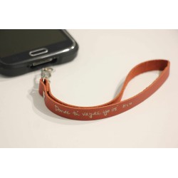 Cuelga móvil de cuero. Donde tú vayas yo iré. Rojo. MOV-vay-ROJ · POPU202