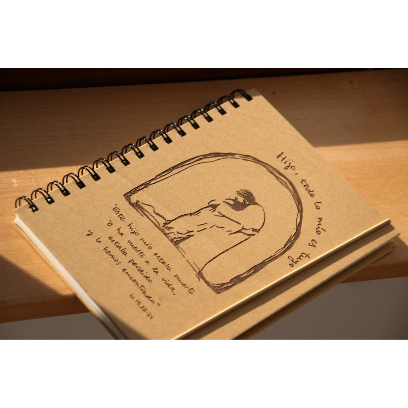 108-HIJO PRÓDIGO. A5 espiral kraft con elástico natural. PRO-204 · PAP108