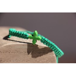 Pulsera macrame cruz de piedra verde Mod1536