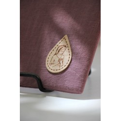 Funda para Tablet con la Bella Patora (Berenjena). ARTESANO. Bep-Ber · POPU3