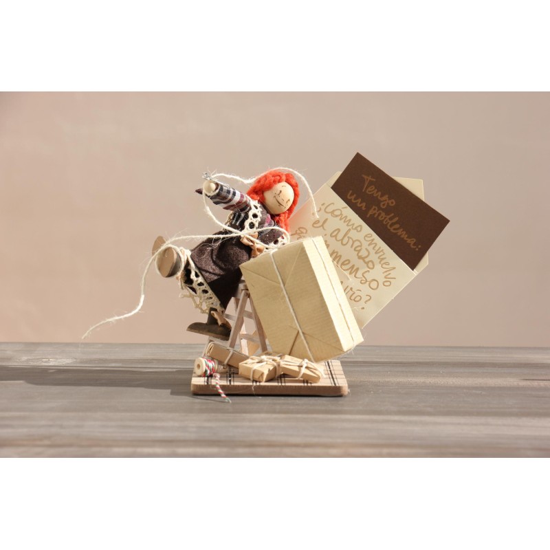 Tengo un problema: ¿Cómo envuelvo el abrazo inmenso que te envío?. K100 · REG100